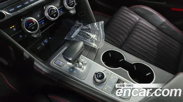 Genesis G70 2019 — Şəkil 9/20