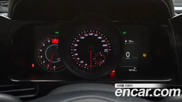 Hyundai The New Avante Hybrid 2022 — ფოტო 7/20