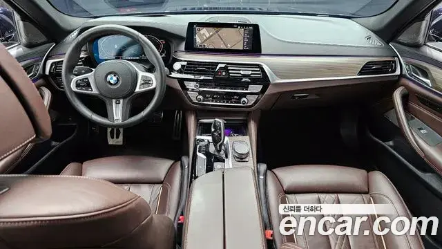 BMW 5 Series 2020 — Фото 7/20