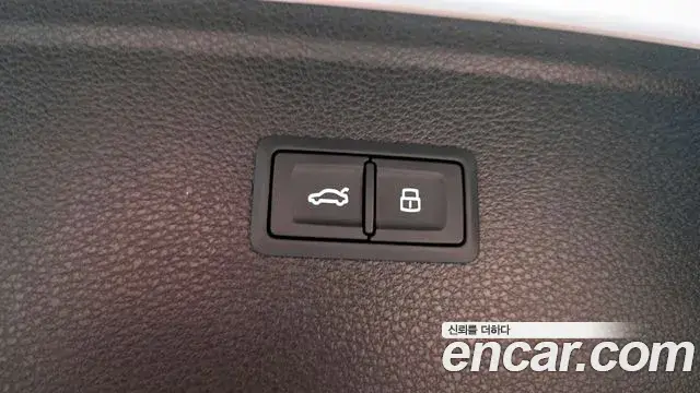 Audi Q5 2020 — ფოტო 13/20