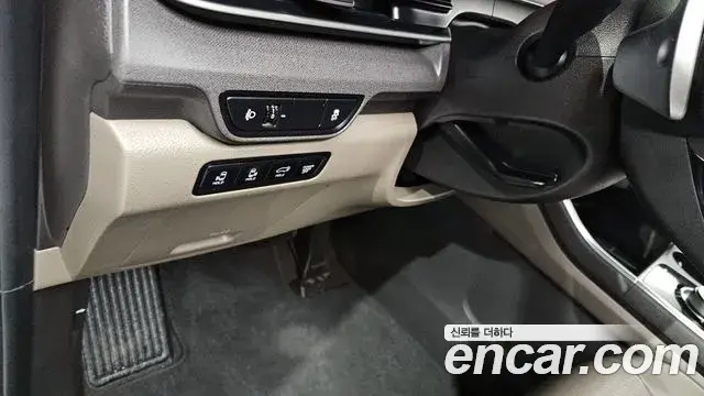 Kia Carnival 2024 — ფოტო 13/20