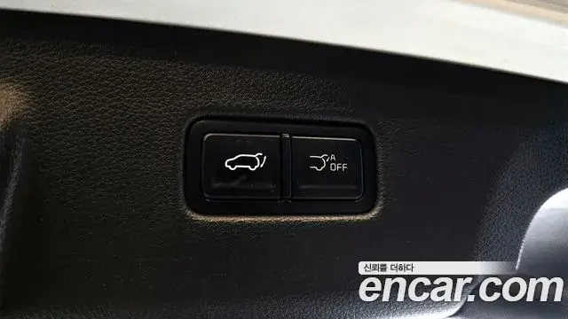 Kia Carnival 2024 — ფოტო 7/20
