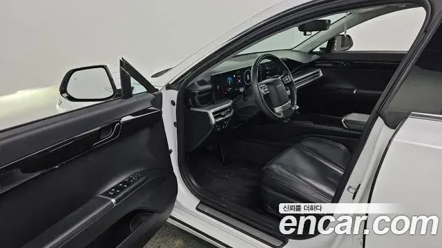 Hyundai Grandeur Hybrid 2023 — Photo 20/20