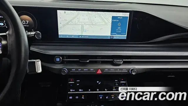 Hyundai Grandeur Hybrid 2023 — Photo 18/20