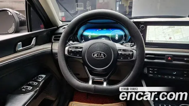 Kia K5 2020 — Фото 14/20
