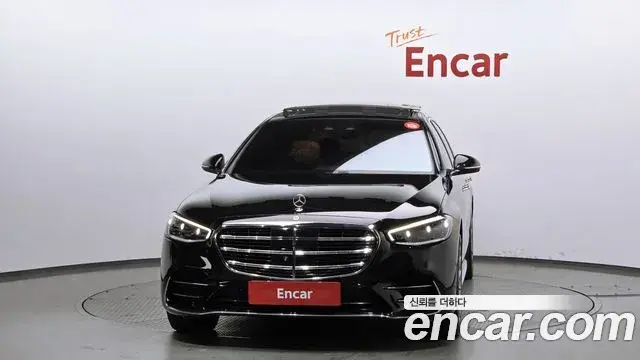 Mercedes-Benz S-Class 2021 — Photo 1/20