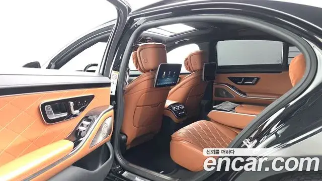 Mercedes-Benz S-Class 2021 — Photo 13/20
