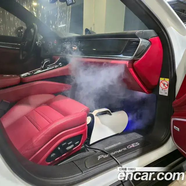 Porsche Panamera 2022 — Photo 5/20