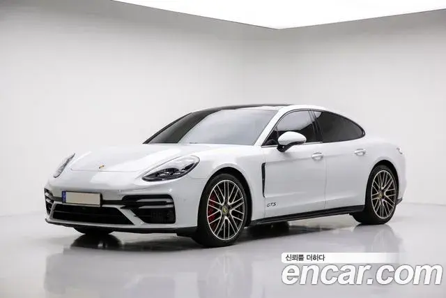 Porsche Panamera 2022 — Photo 13/20