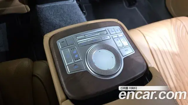 Genesis G80 2020 — ფოტო 18/20