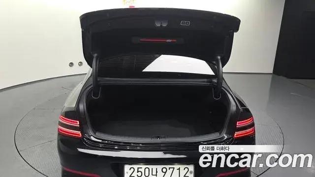 Genesis G80 2020 — ფოტო 15/20