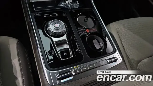 Kia Carnival 2025 — Photo 13/20