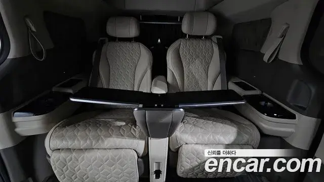 Kia Carnival 2025 — Photo 9/20