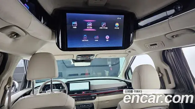 Kia Carnival 2025 — Photo 1/20