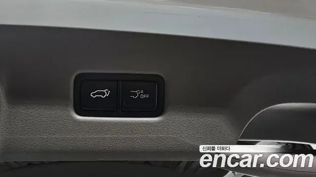 Kia Carnival 2025 — Photo 16/20