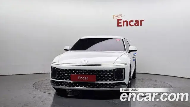 Hyundai Grandeur Hybrid 2024 — Photo 18/20