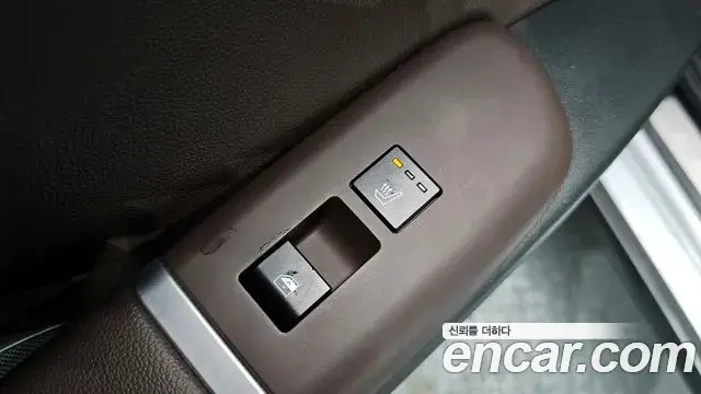 Hyundai Grandeur Hybrid 2024 — Photo 17/20