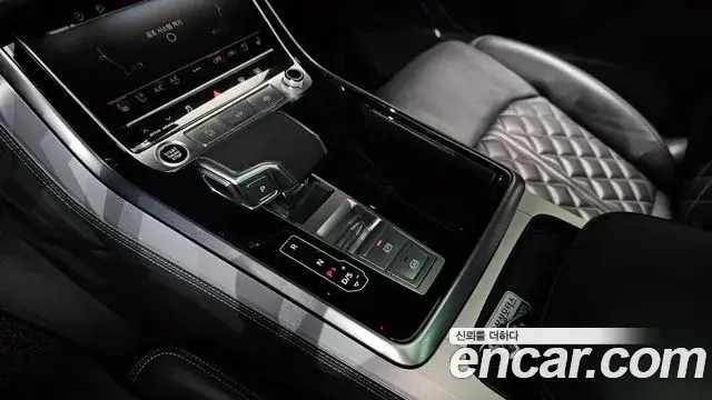 Audi Q7 2022 — Фото 7/20