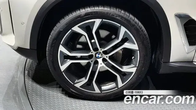 BMW X5 2024 — Фото 5/20