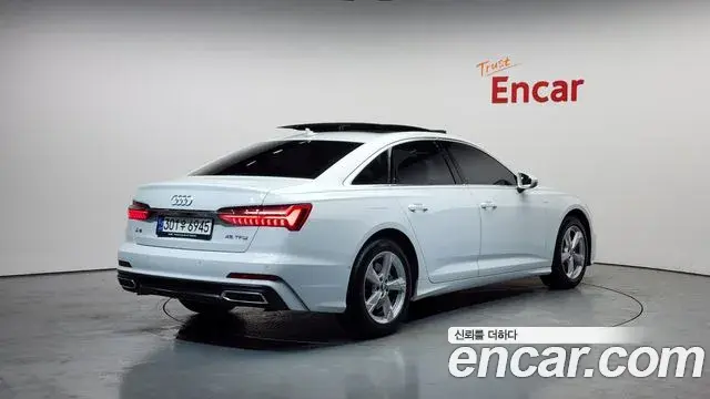 Audi A6 2021 — Photo 2/20
