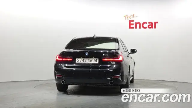 BMW 3 Series 2020 — ფოტო 20/20