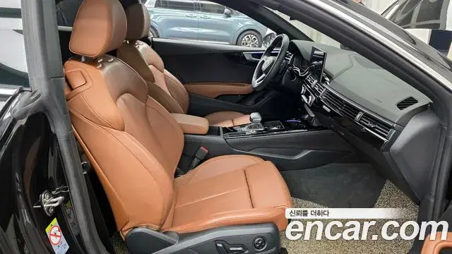 Audi A5 2021 — Фото 11/20