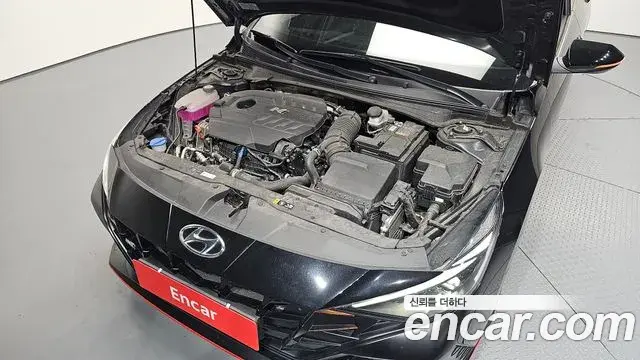 Hyundai The New Avante Hybrid 2022 — Photo 11/20
