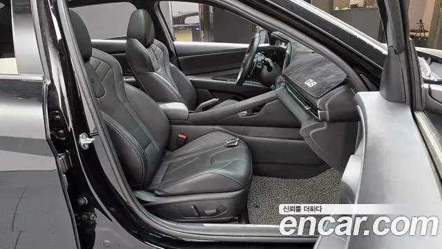 Hyundai The New Avante Hybrid 2022 — Photo 15/20