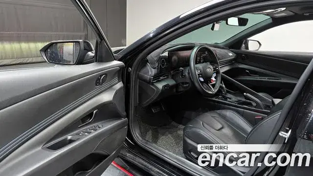 Hyundai The New Avante Hybrid 2022 — Photo 4/20