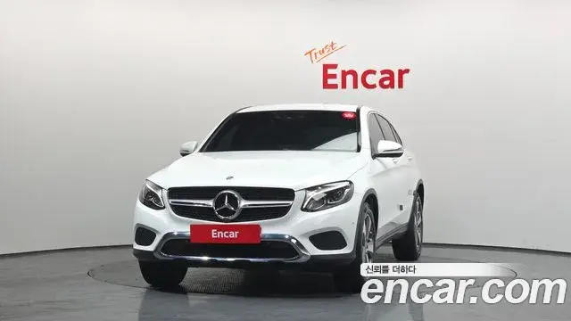 Mercedes-Benz GLC-Class 2019 — ფოტო 17/20
