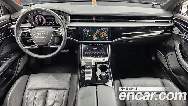 Audi A8 2021 — ფოტო 13/20