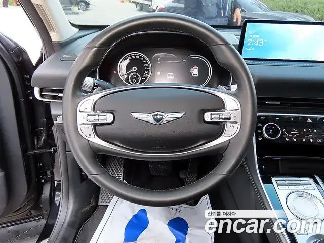 Genesis GV80 2021 — Photo 16/20