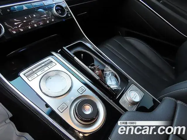 Genesis GV80 2021 — Photo 20/20