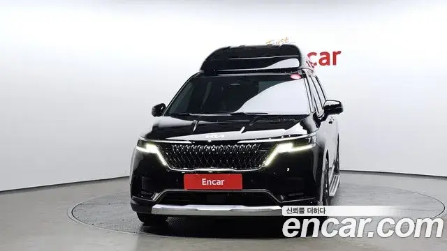 Kia Carnival 2022 — Photo 19/20