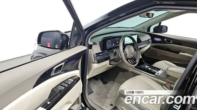 Kia Carnival 2022 — Photo 13/20