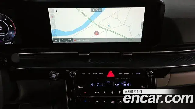 Kia Carnival 2022 — Photo 14/20