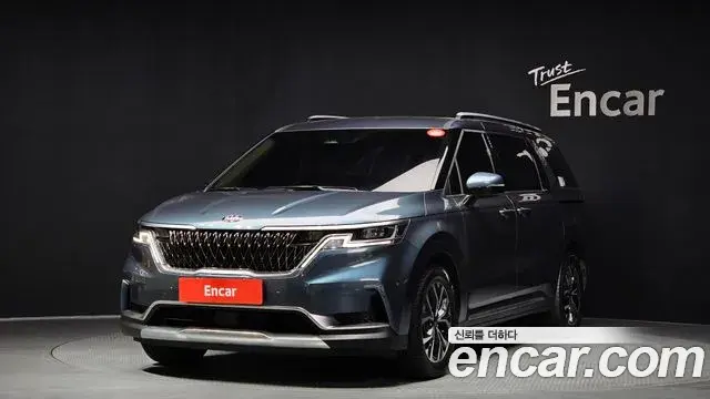 Kia Carnival 2020 — Photo 15/20