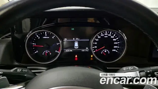 Kia Carnival 2020 — Photo 19/20