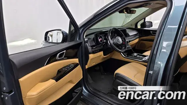 Kia Carnival 2020 — Photo 7/20