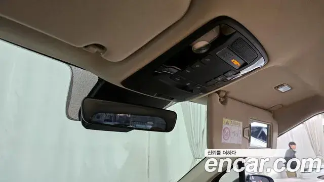 Kia Carnival 2020 — Photo 20/20