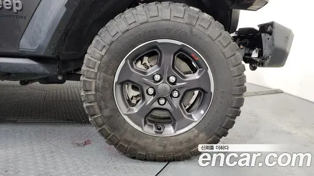Jeep Gladiator 2020 — Photo 14/20