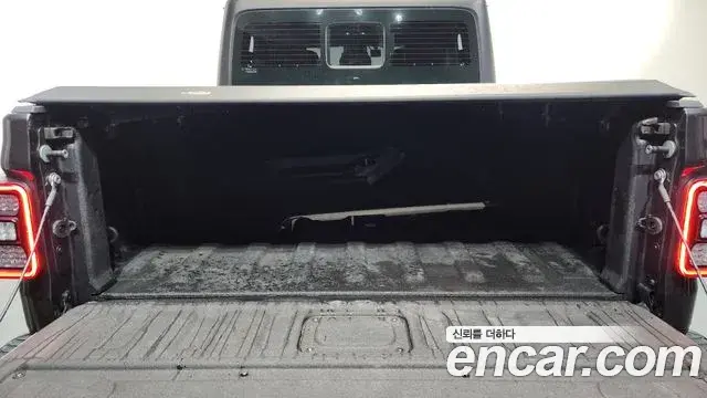 Jeep Gladiator 2020 — Photo 10/20