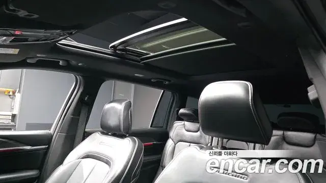 Jeep Grand Cherokee 2022 — Фото 19/20
