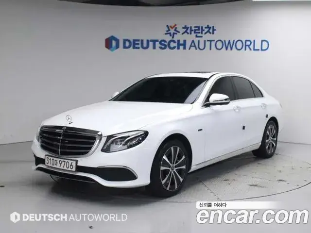 Mercedes-Benz E-Class 2020 — ფოტო 2/20