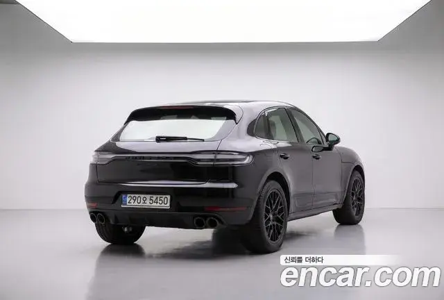 Porsche Macan 2020 — Şəkil 17/20