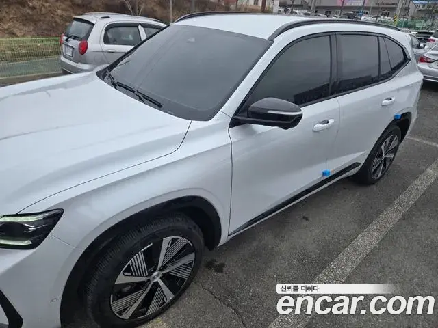 Renault Samsung Grand Koleos 2025 — Photo 2/13