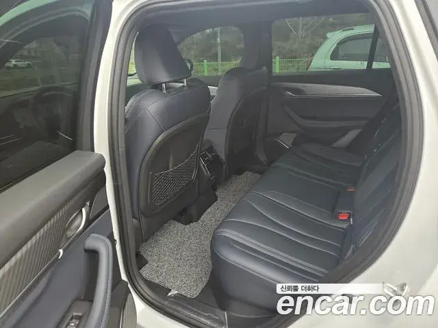 Renault Samsung Grand Koleos 2025 — Photo 12/13