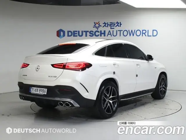 Mercedes-Benz GLE-Class 2023 — Photo 2/20