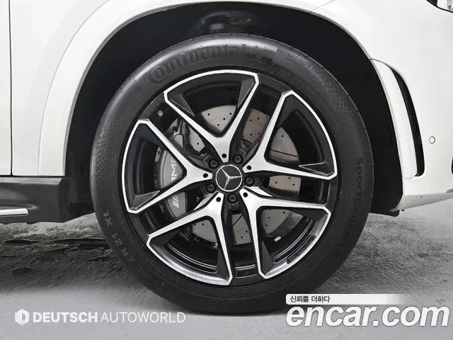 Mercedes-Benz GLE-Class 2023 — Photo 3/20