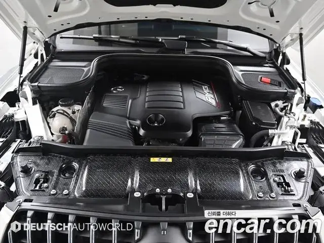 Mercedes-Benz GLE-Class 2023 — Photo 10/20